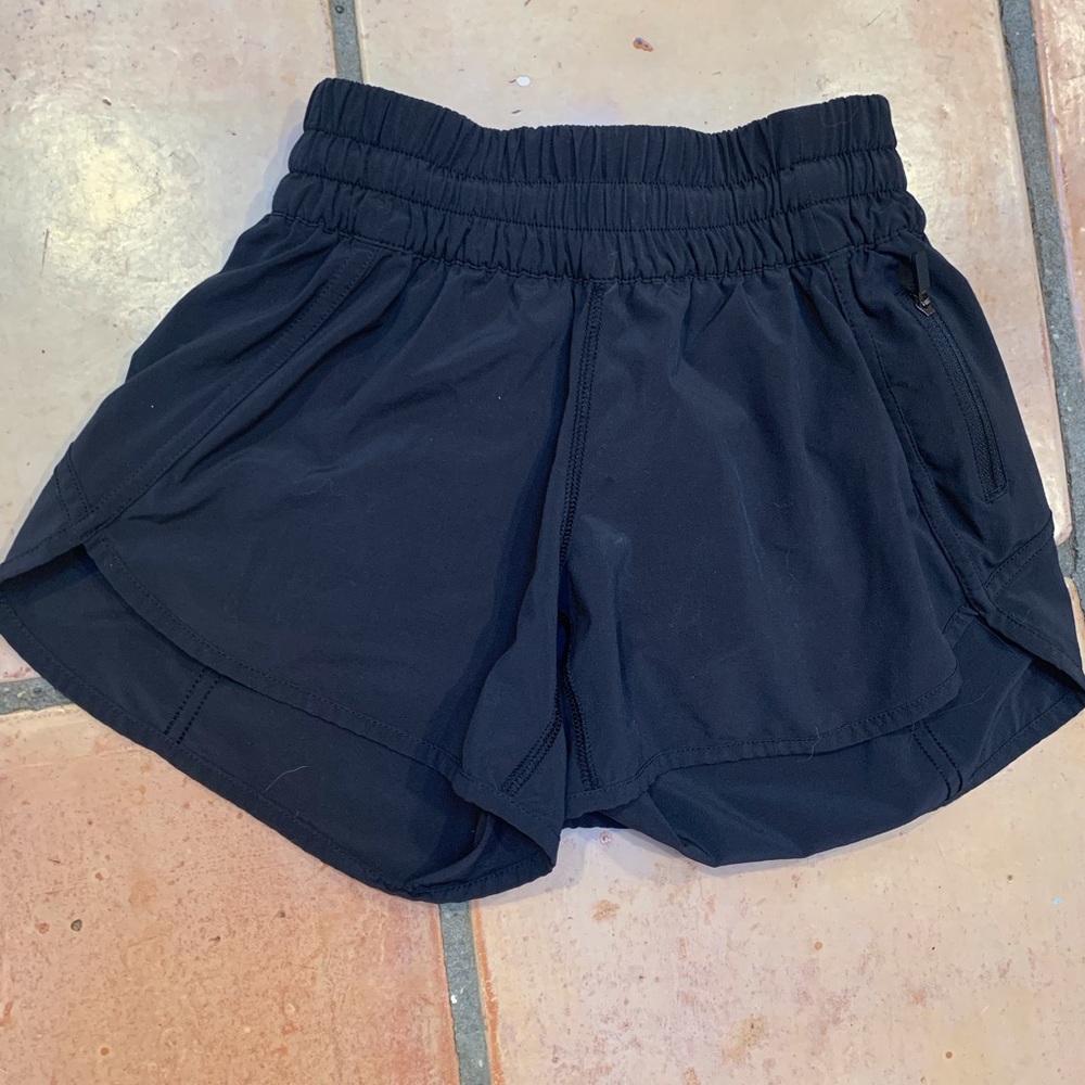 COPY - Lululemon Tracker V shorts size 4 black